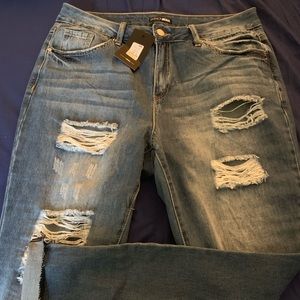 Fashion Nova Distressed Boyfriend Jeans